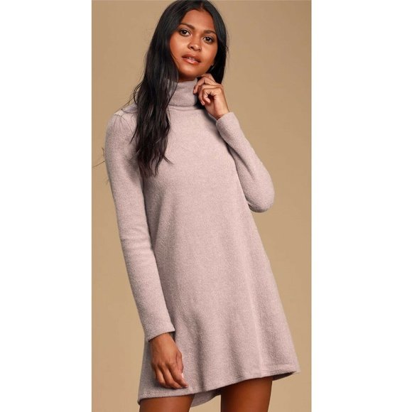Lulus Dresses & Skirts - Lulus Turtleneck Sweater Dress Size XS
